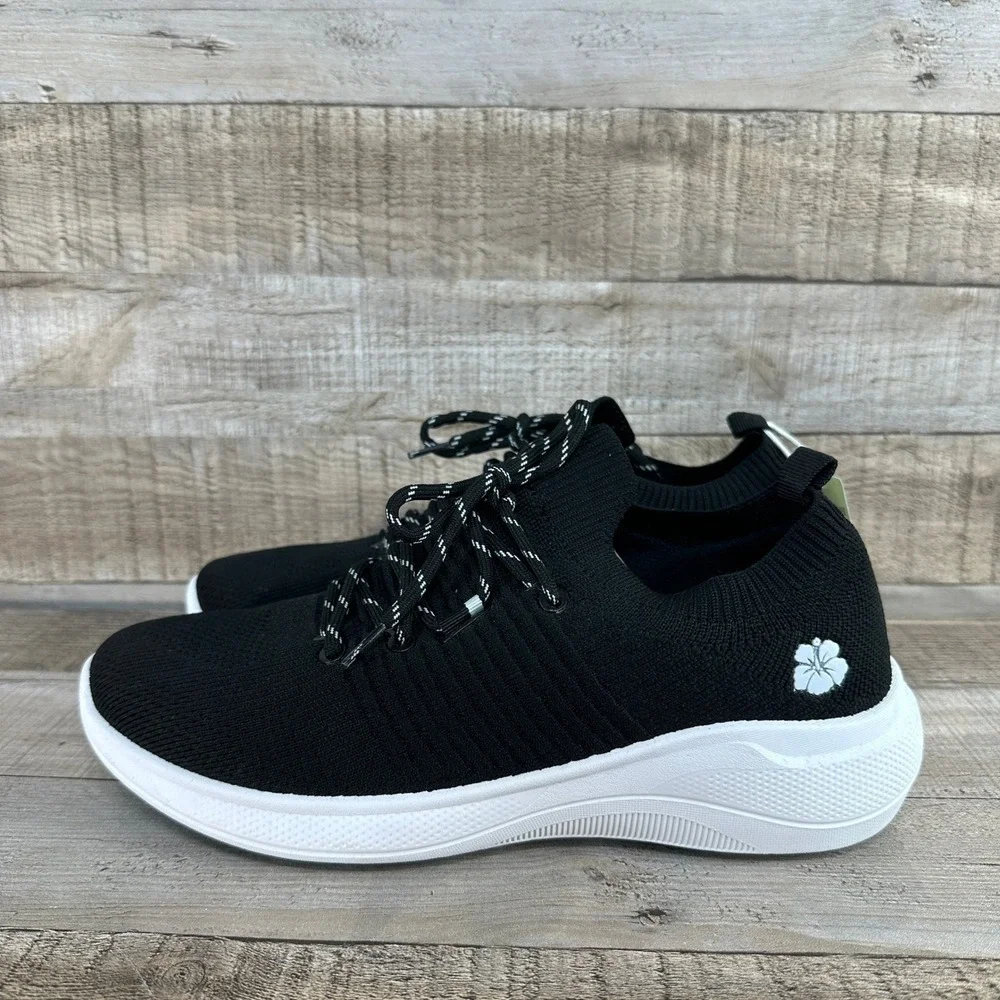 Tommy Bahama NWT Golf Women Black Knit Slip On Sneakers‎ with Flower Logo Size 9